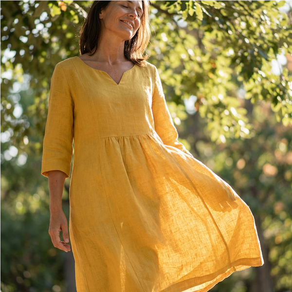 Everyday V-Neck Midi Pocketed Dress